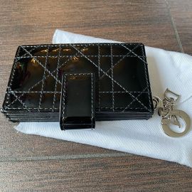 Cheistian Dior Kreditkartenhaltet in schwarzen Lack Leder